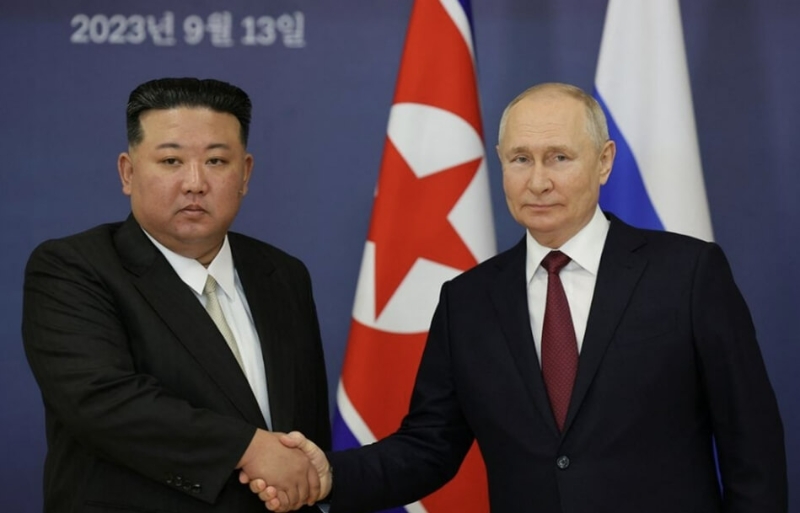 朝鲜领导人金正恩（左）和俄罗斯总统普京（右）在俄国远东地区会面。