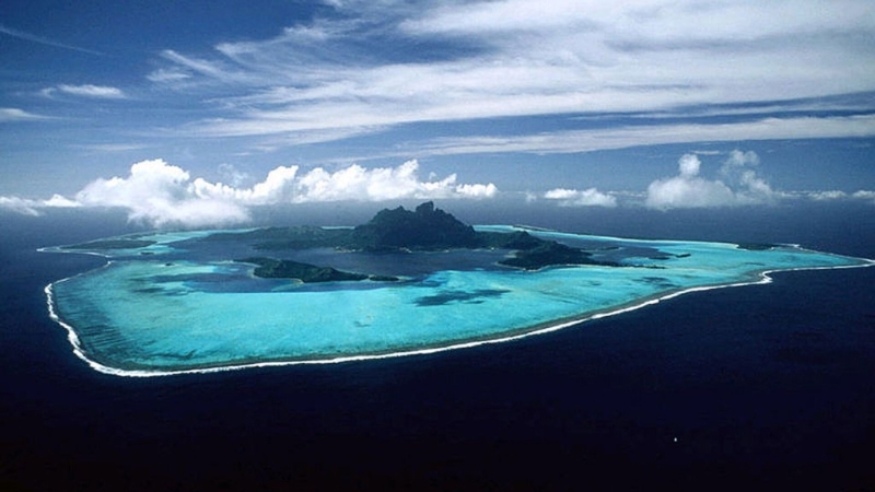 黄岩岛是一个大型礁盘。