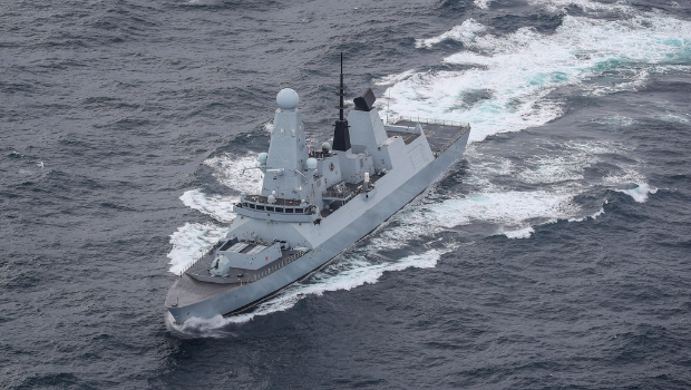 英国海事贸易行动办公室表示在红海目击到无人机和导弹。